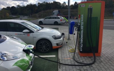 ČEZ rozšiřuje síť veřejných rychlodobíjecích stanic pro elektromobily