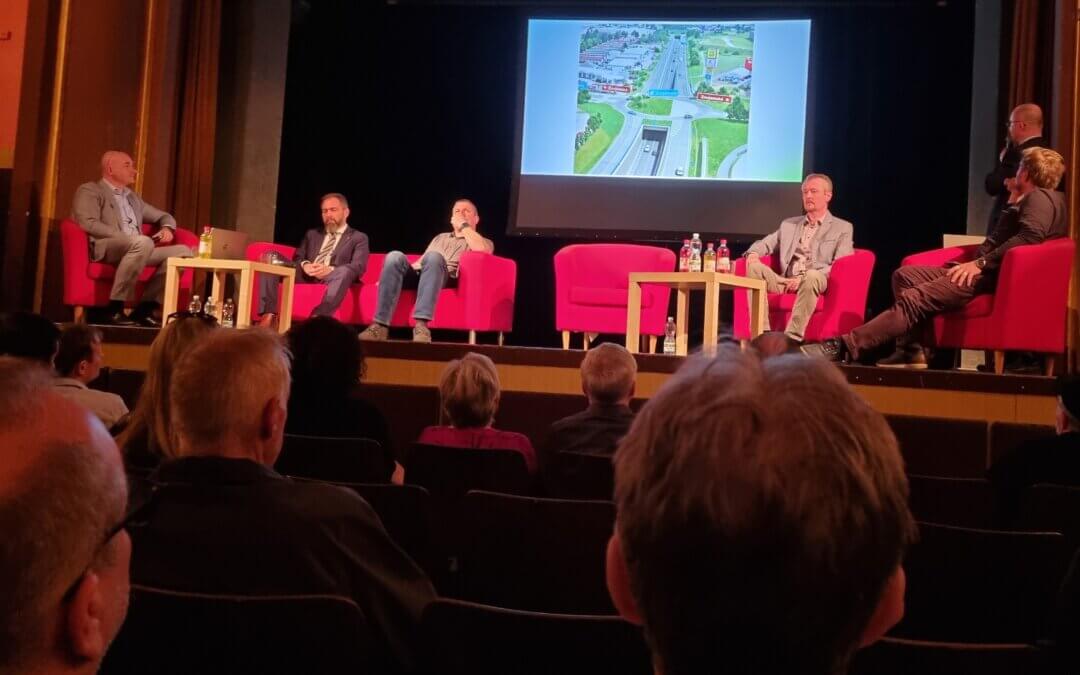 Třebíčská radnice a ŘSD -prezentace „oprášeného“ průchvatu